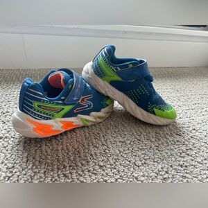 Skechers unisex light up size 12